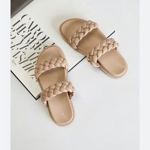 Billini Revere Slides